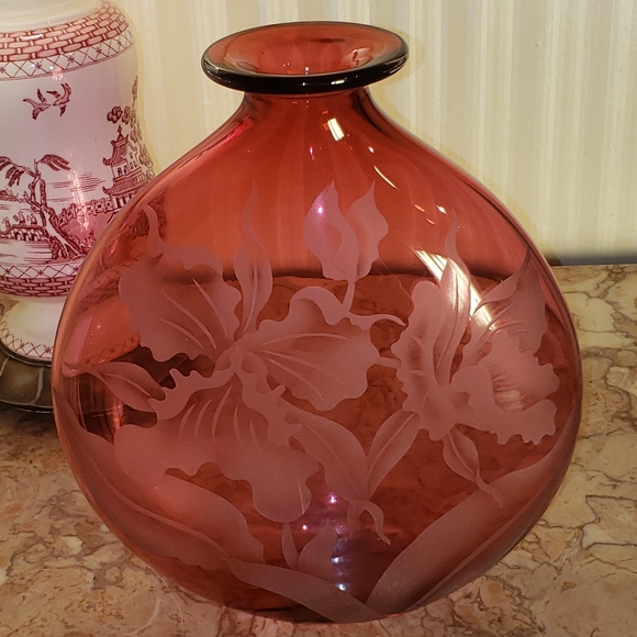 Signed CONEIN Cranberry Etched Art Glass Vase.